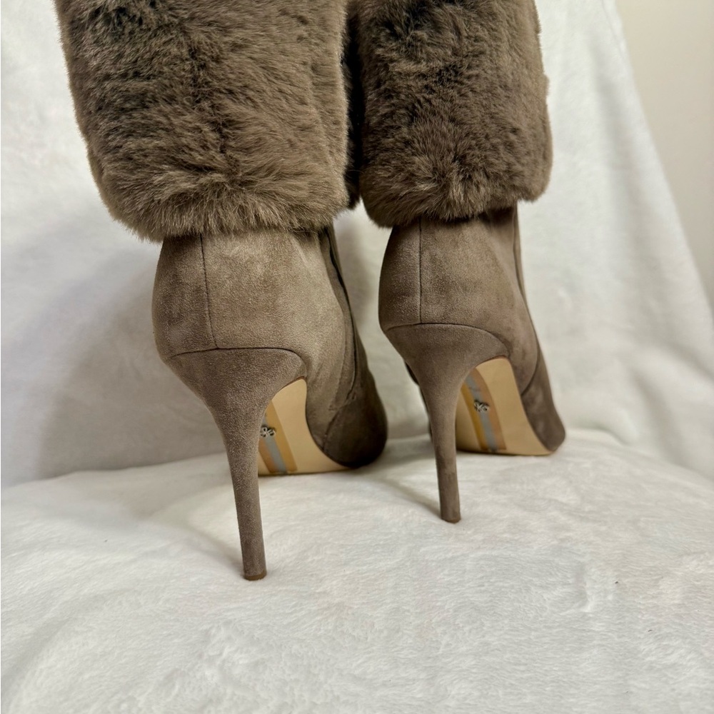 NIB Sam Edelman Oleana Suede Faux Fur Trim Stiletto Booties Flint Grey - Picture 5 of 13
